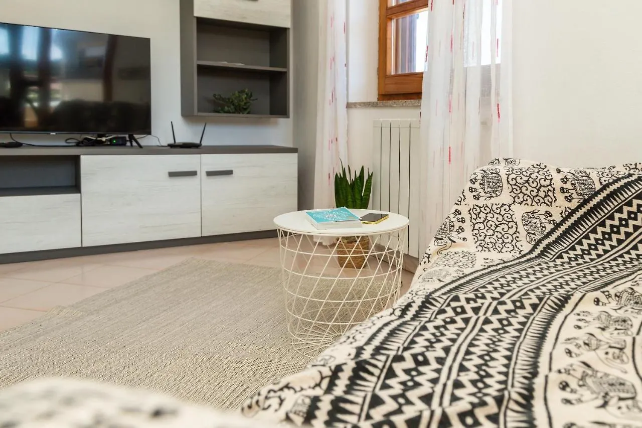 Casa A Due Passi Dal Mare Apartamento Àrbatax