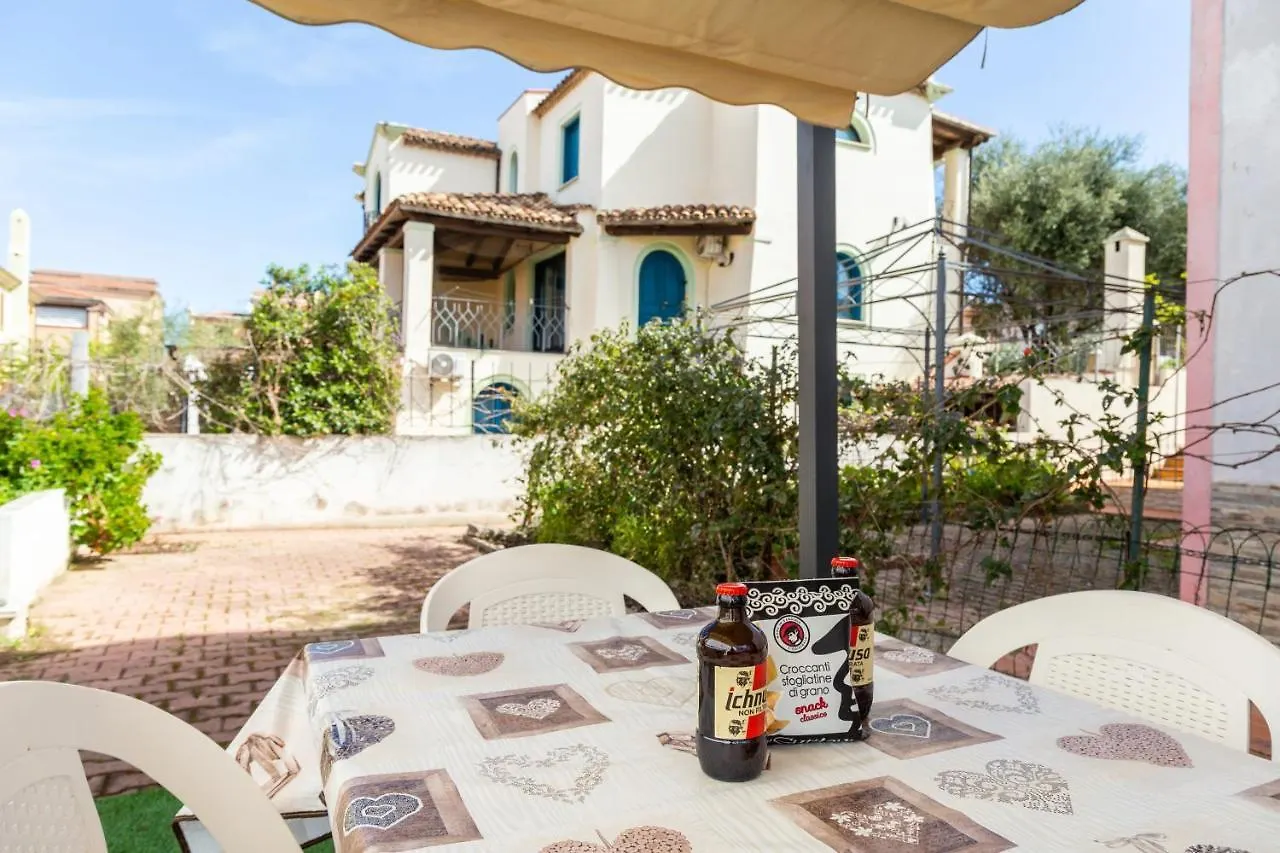 Casa A Due Passi Dal Mare Apartamento Àrbatax